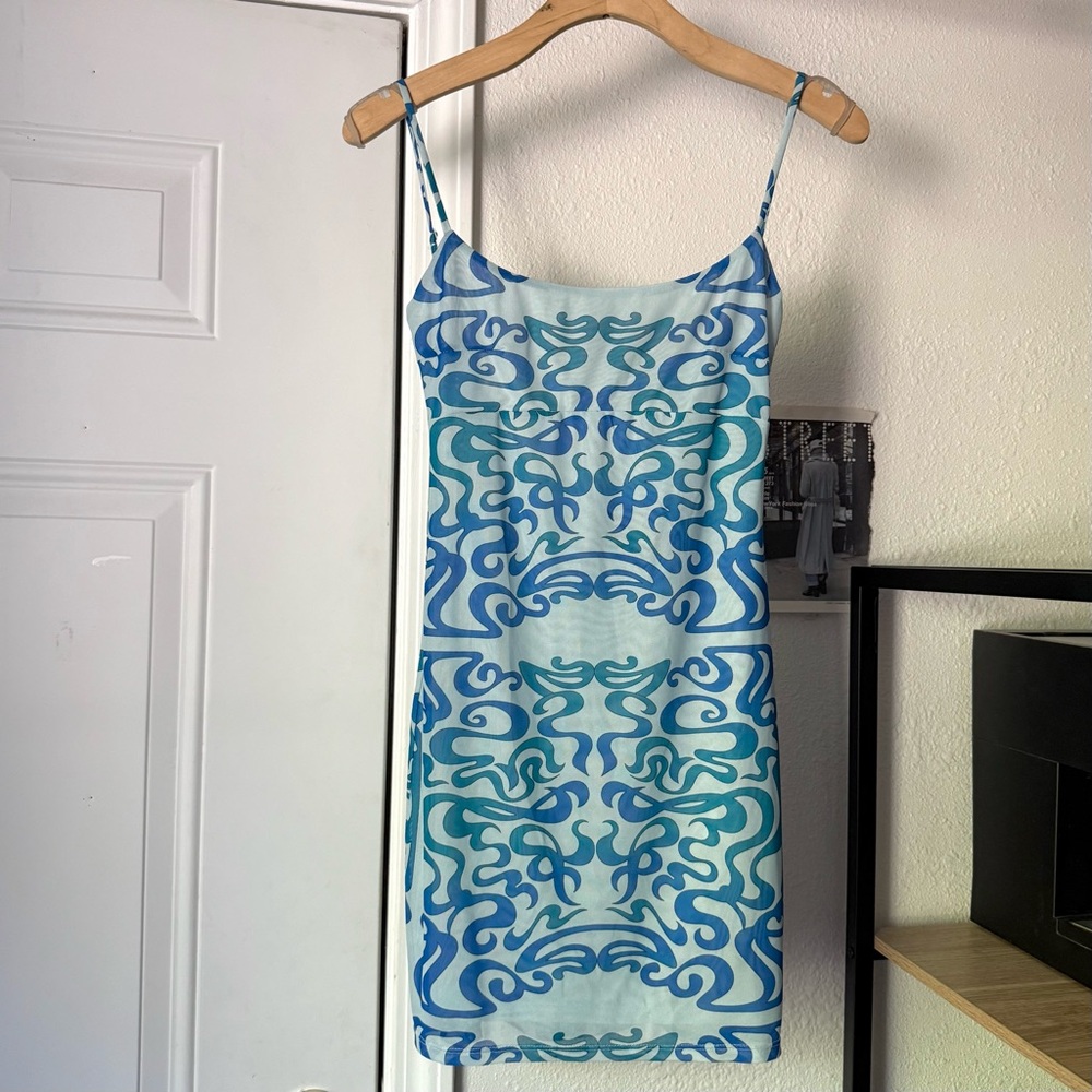 MIAOU x URBAN OUTFITTERS blue mesh knit tattoo swirl print mini slip dress